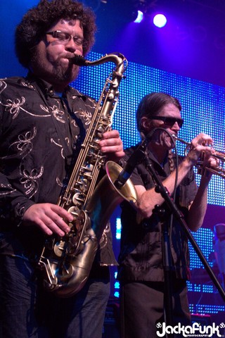 Thievery Corporation - 6/25/2010:  The Congress Theater; Chicago, Ill